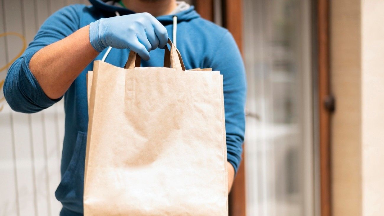 Colmenar Viejo pone en marcha un servicio de recados para facilitar a las familias el cumplimiento de la cuarentena