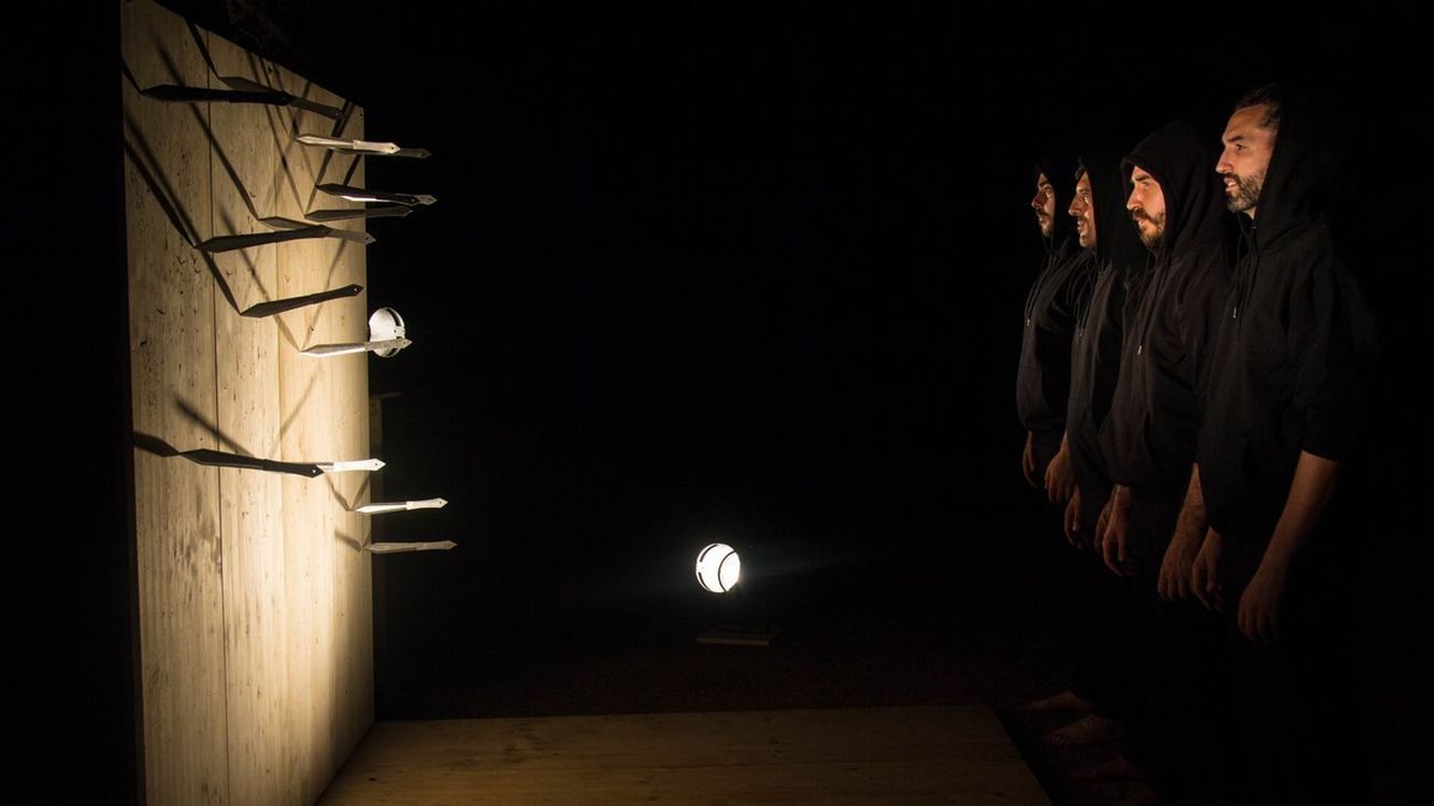 'Suspensión' en el Teatro Circo Price