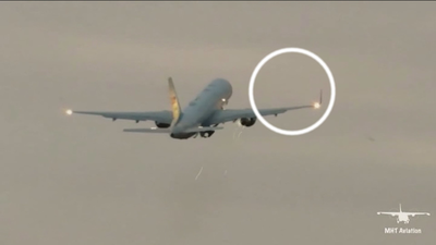 Aterrizaje de emergencia del avión del vicepresidente de Estados Unidos al chocar contra un pájaro