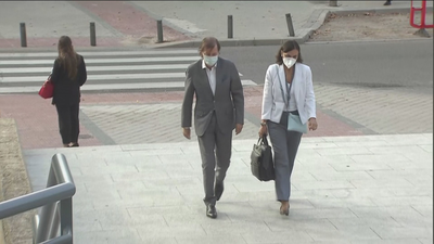 El ex alcalde de Navalcarnero atribuye a una “venganza política” la querella que le ha llevado a juicio