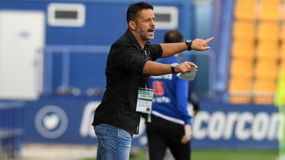 Mere Hermoso, destituido como entrenador del Alcorcón y vuelve Anquela