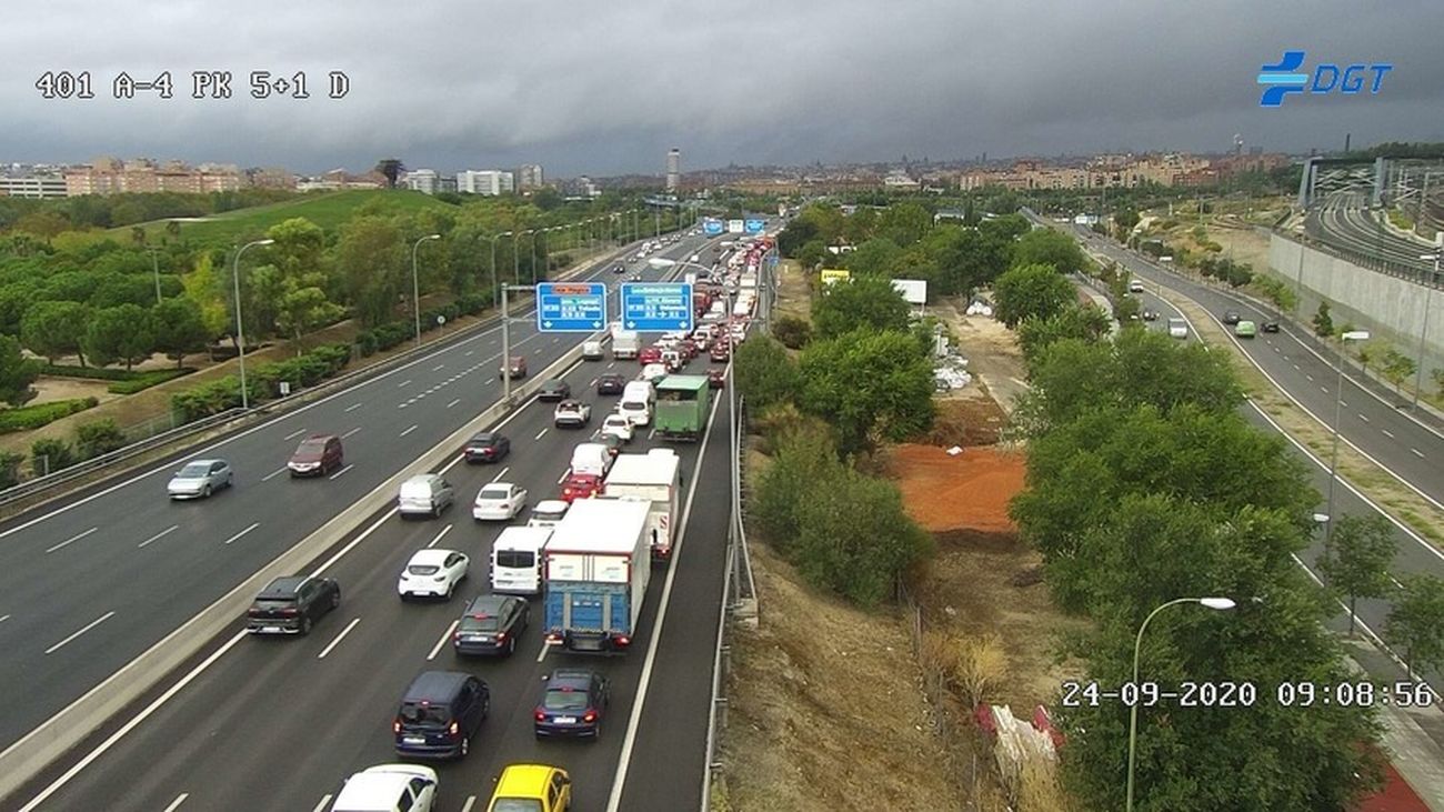 Atascos y retenciones por dos accidentes de tráfico en la A-4 y la A-6