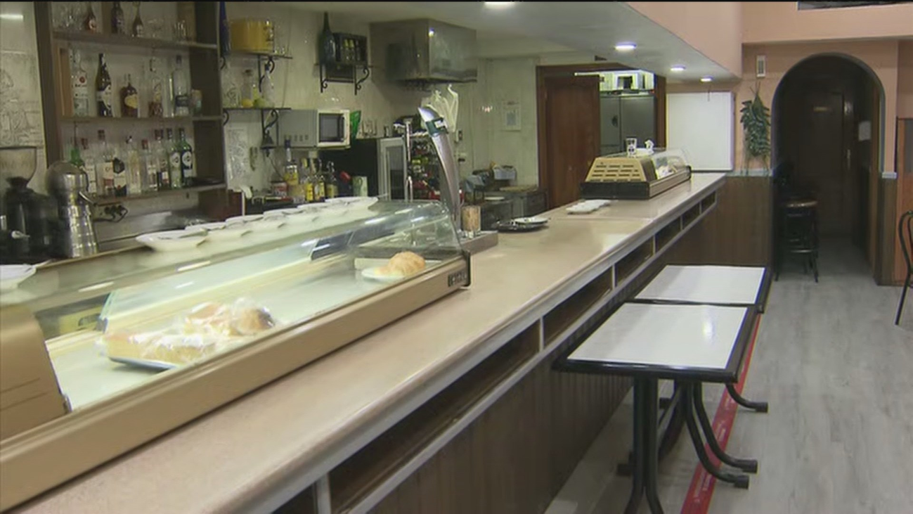 Entre la resignación y el enfado en Humanes y Moraleja de Enmedio en su cuarto día de restricciones