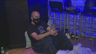 Trabajadores del ocio nocturno se encierran en Madrid para pedir ayudas urgentes