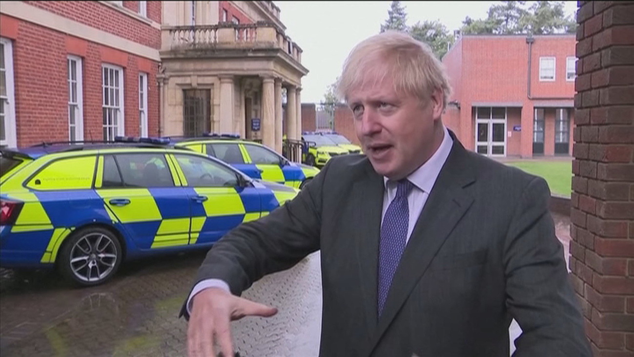 Francia cierra los bares en Marsella y Reino Unido anuncia un plan para mantener empleos