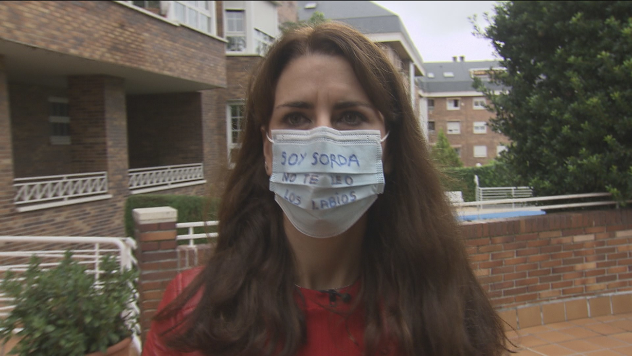 La mascarilla como barrera: "Soy sorda, no puedo leer tus labios"