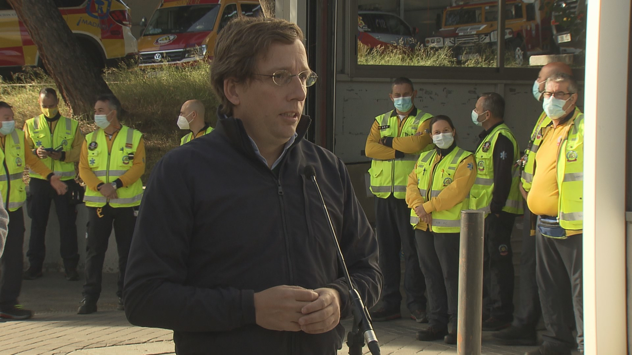 Almeida rechaza un 155 sanitario a Madrid y acusa a Illa de "enredar"