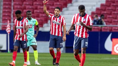 6-1. El Atlético de Madrid ejecuta al Granada con doblete de Luis Suárez
