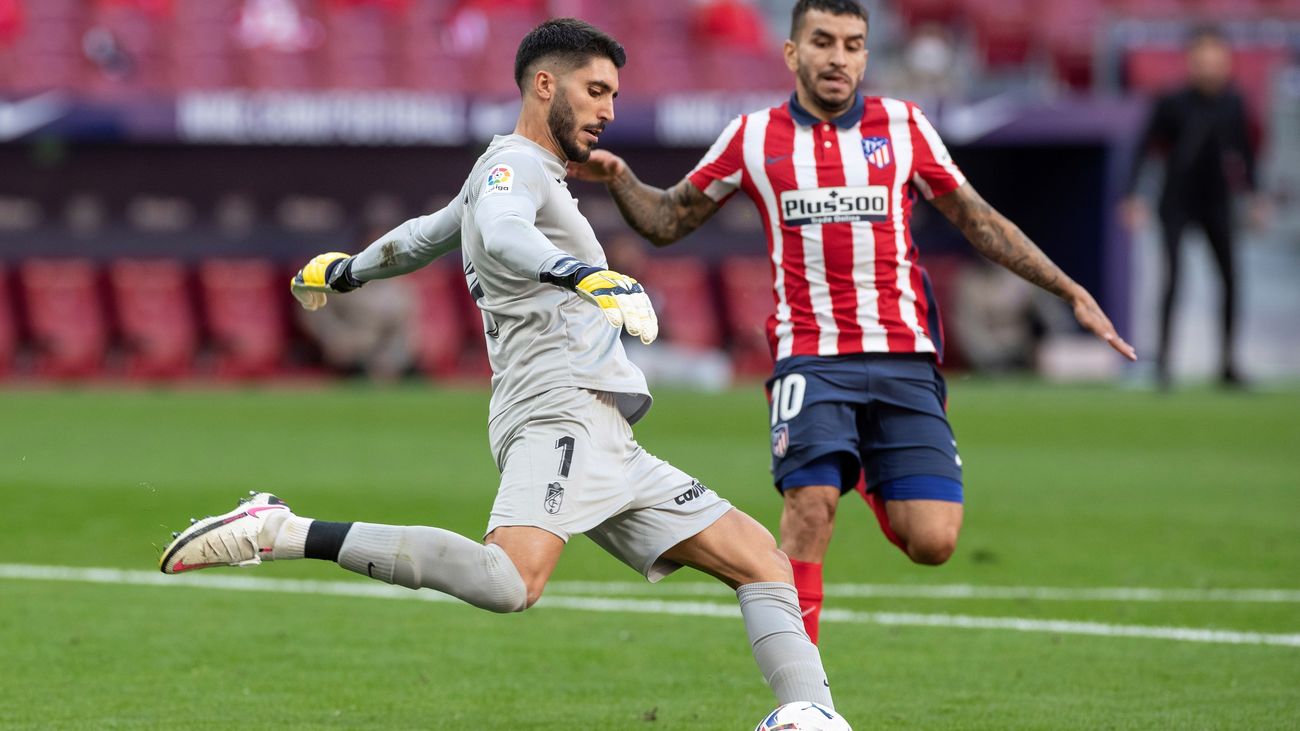 Correa ante el Granada