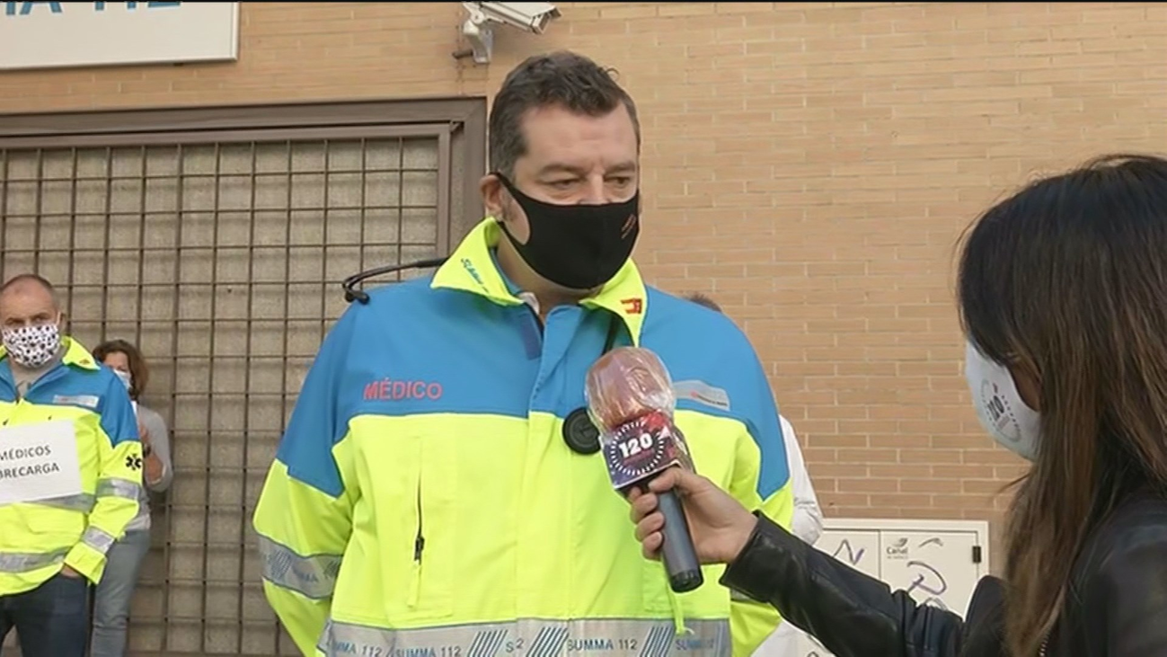 Protesta de los médicos del Summa 112 contra la imposición del  100% de servicios mínimos