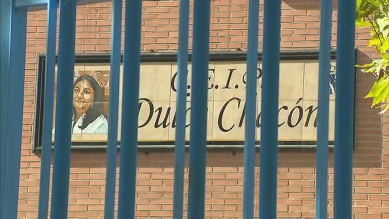 Controlan un brote con once infectados por covid-19 en el colegio Dulce Chacón de Fuenlabrada