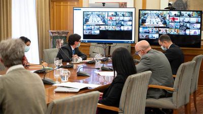 Sanidad y las Comunidades crearán un grupo para evaluar la gestión de la pandemia