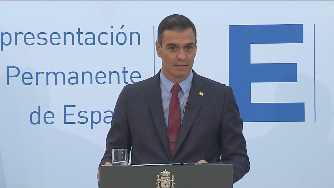 Sánchez califica de "extraordinaria gravedad" la situación de Madrid y niega invasión de competencias