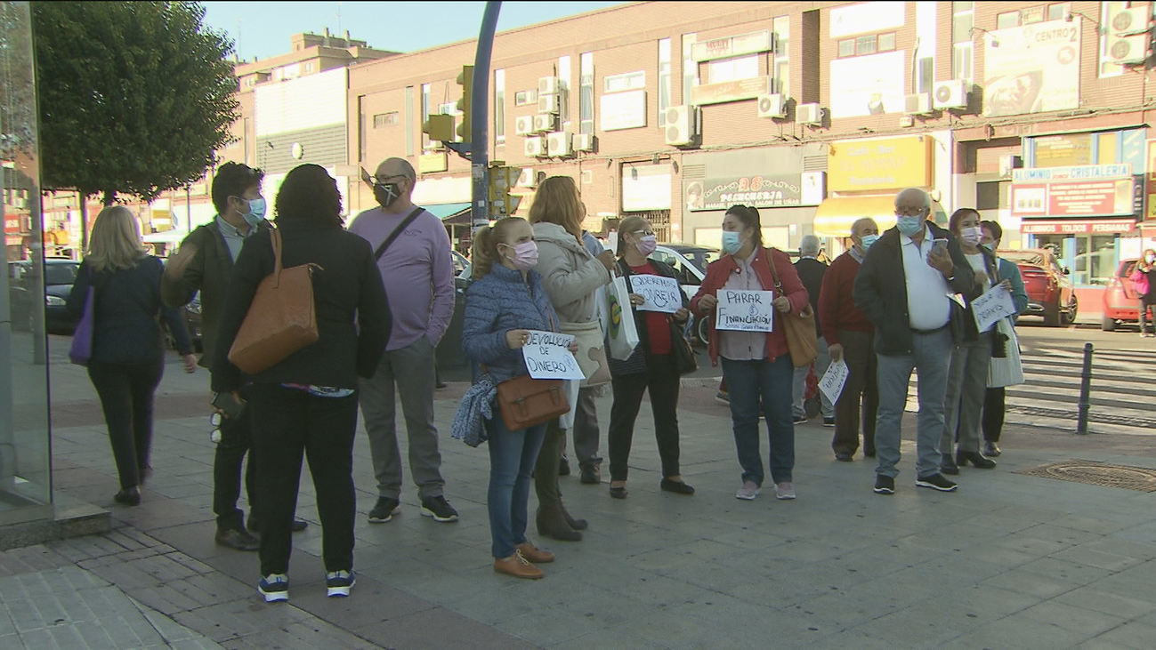 Dentix deja a muchas personas sin dientes y sin dinero