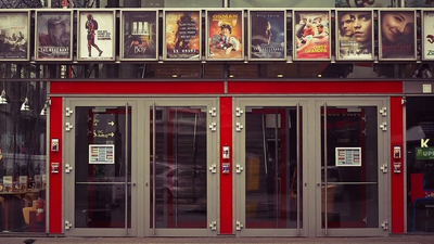 El mítico 'Cine Paz' cierra sus puertas temporalmente