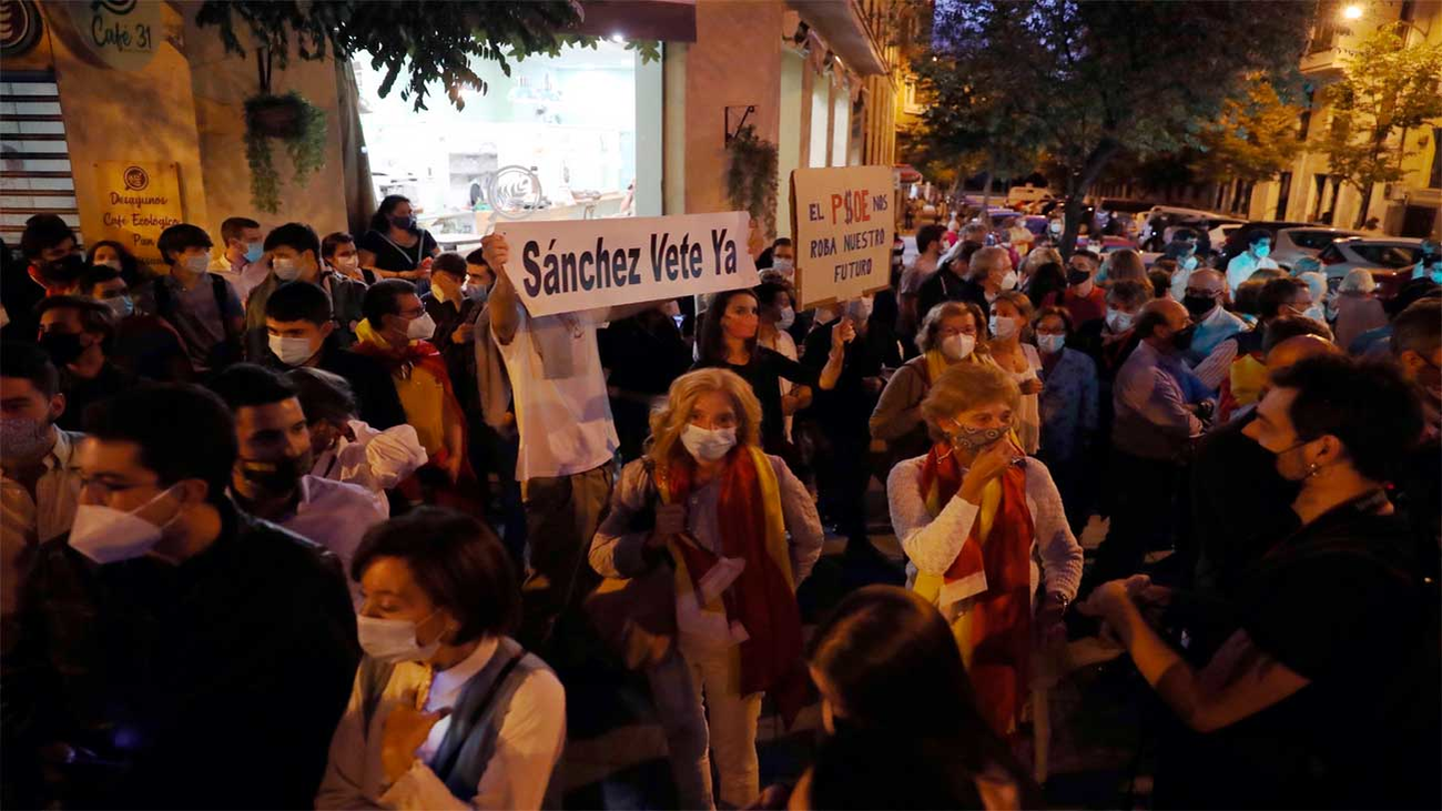 Las protestas contra el estado de alarma vuelven a Ferraz y Núñez de Balboa
