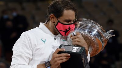 Nadal gana ante Djokovic su 13 Roland Garros y alcanza los 20 grandes