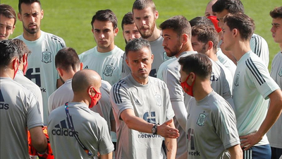 España volverá a jugar con público en Kiev, un avance "hacia la normalidad"