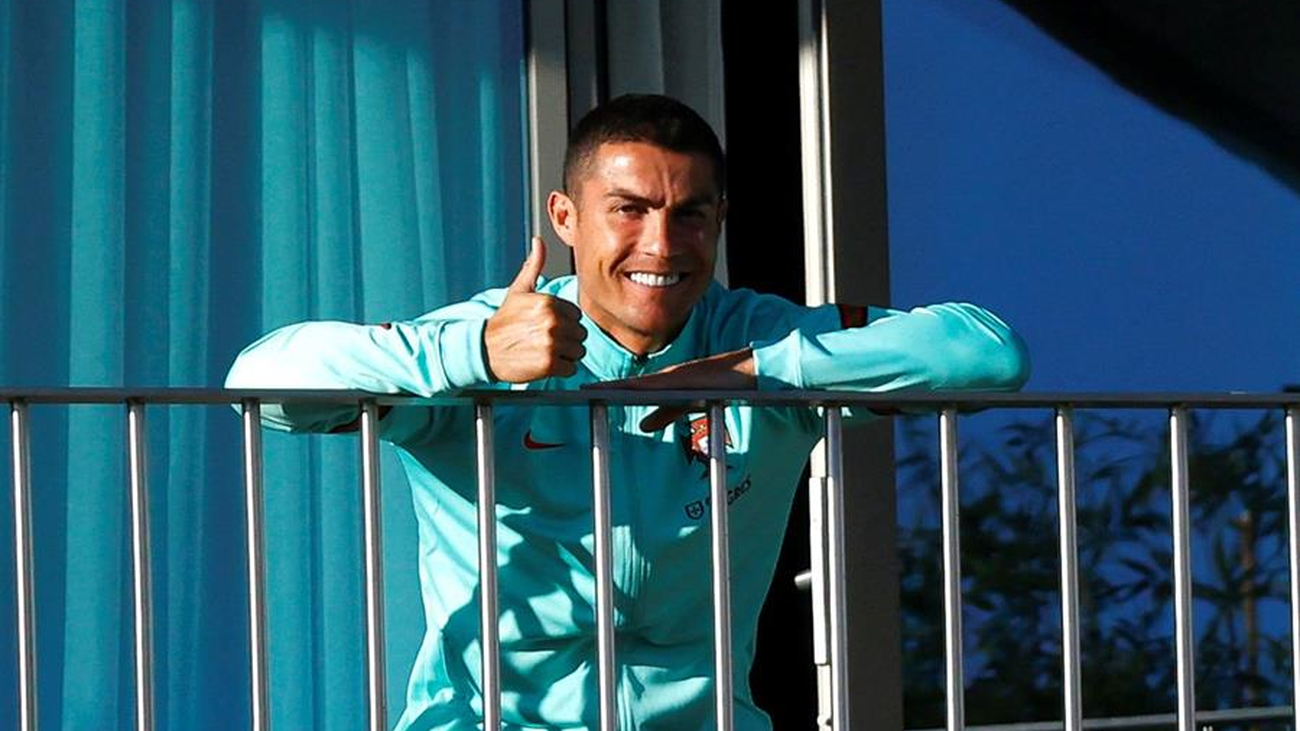 Cristiano Ronaldo viaja a Turín en un avión-ambulancia