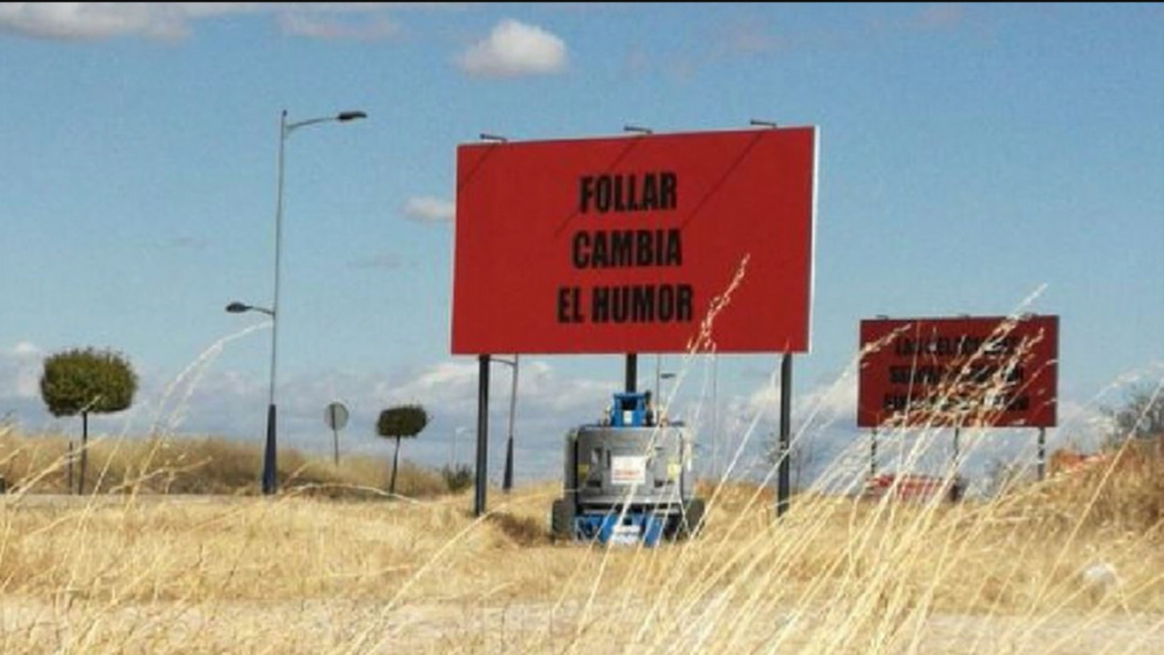 Polémicos carteles en Campo Real en la carretera que une la localidad con Valdilecha