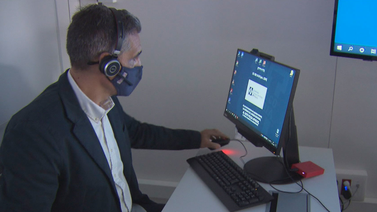 Así se da  una clase online  en la universidad