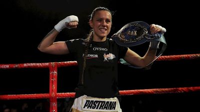 Joana Pastrana vuelve a dominar Europa