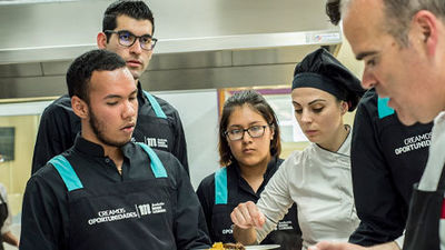 La Fundación Mahou San Miguel refuerza su programa de formación en hostelería para jóvenes