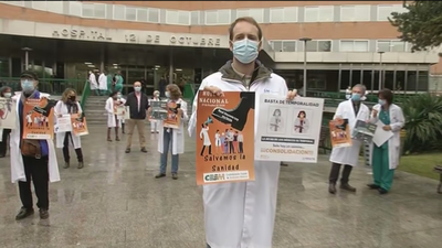 Concentración de médicos frente al 12 de Octubre contra la "precarización" de la profesión