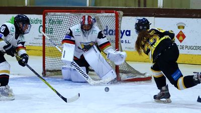 El Majadahonda pone este sábado en juego el liderato de la Liga Iberdrola de hockey