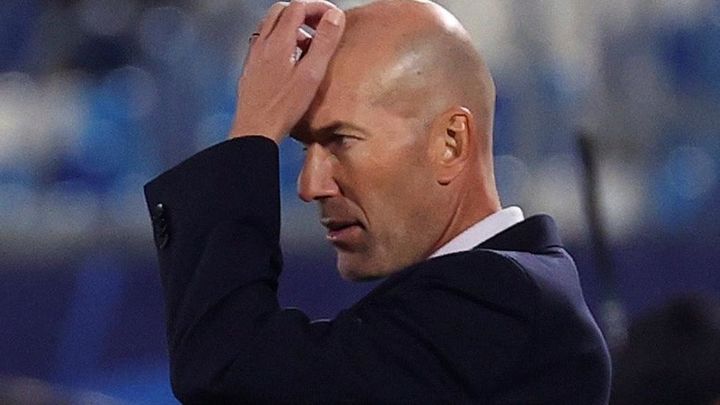 Zidane da positivo en covid-19