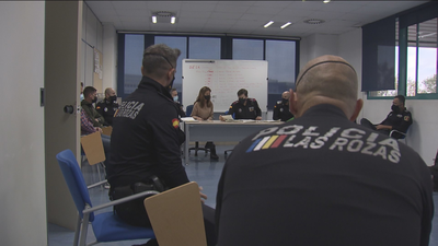 Refuerzo de la policía local de Las Rozas tras el final del estado de alarma
