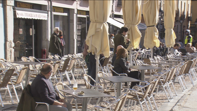 Los hosteleros de la sierra esperan recuperarse con la apertura hasta medianoche