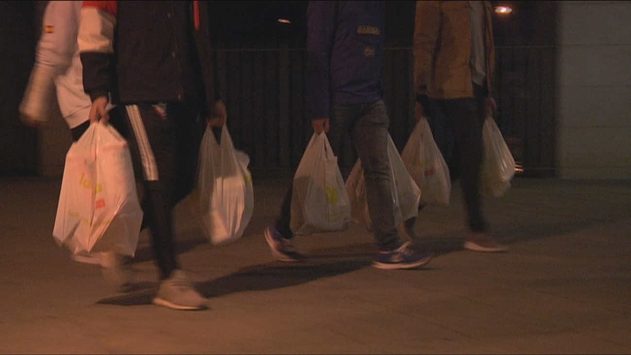 Establecimientos abiertos a deshora y fiestas ilegales pasada la medianoche