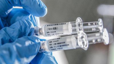 La vacuna de Oxford contra la Covid genera respuesta inmune en las personas mayores