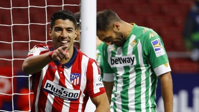 Luis Suárez firma su mejor arranque goleador