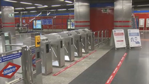 Metro de Madrid estudiará un posible cierre adelantado por la bajada de usuarios con el toque de queda