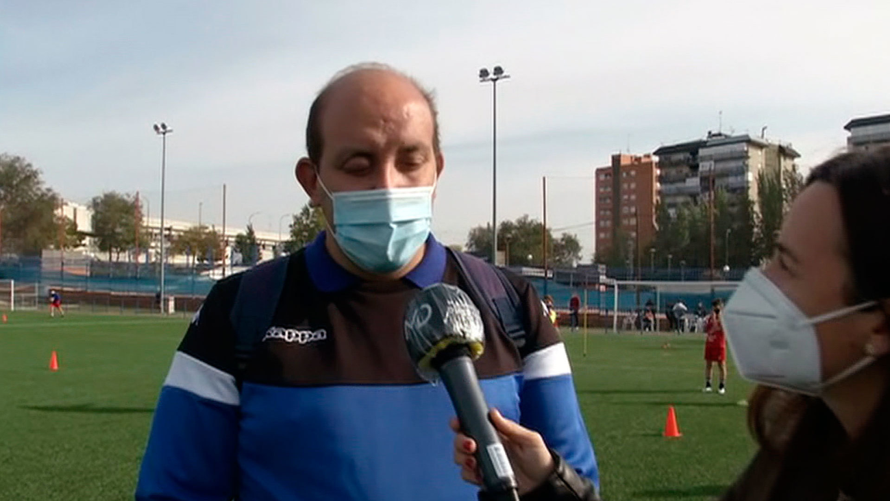 David Trigos, el primer masajista federado de Madrid con discapacidad visual