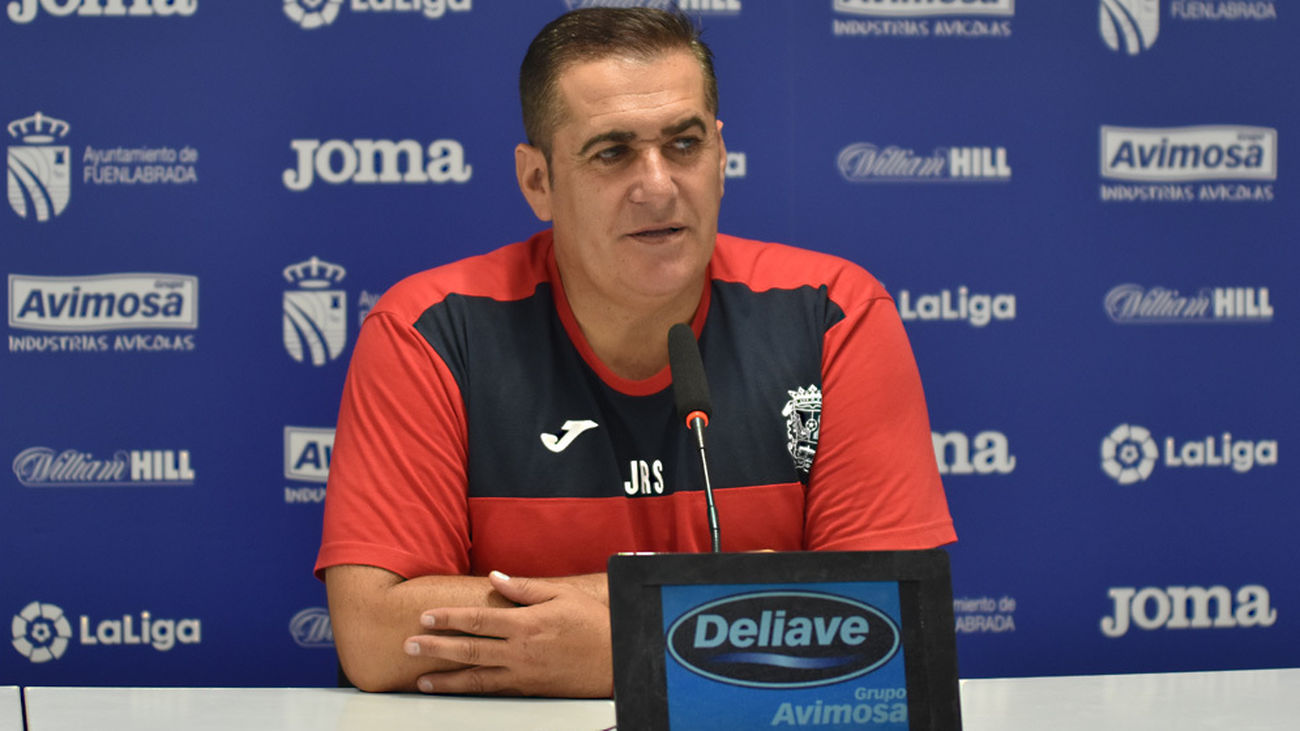 Sandoval deja de ser entrenador del Fuenlabrada