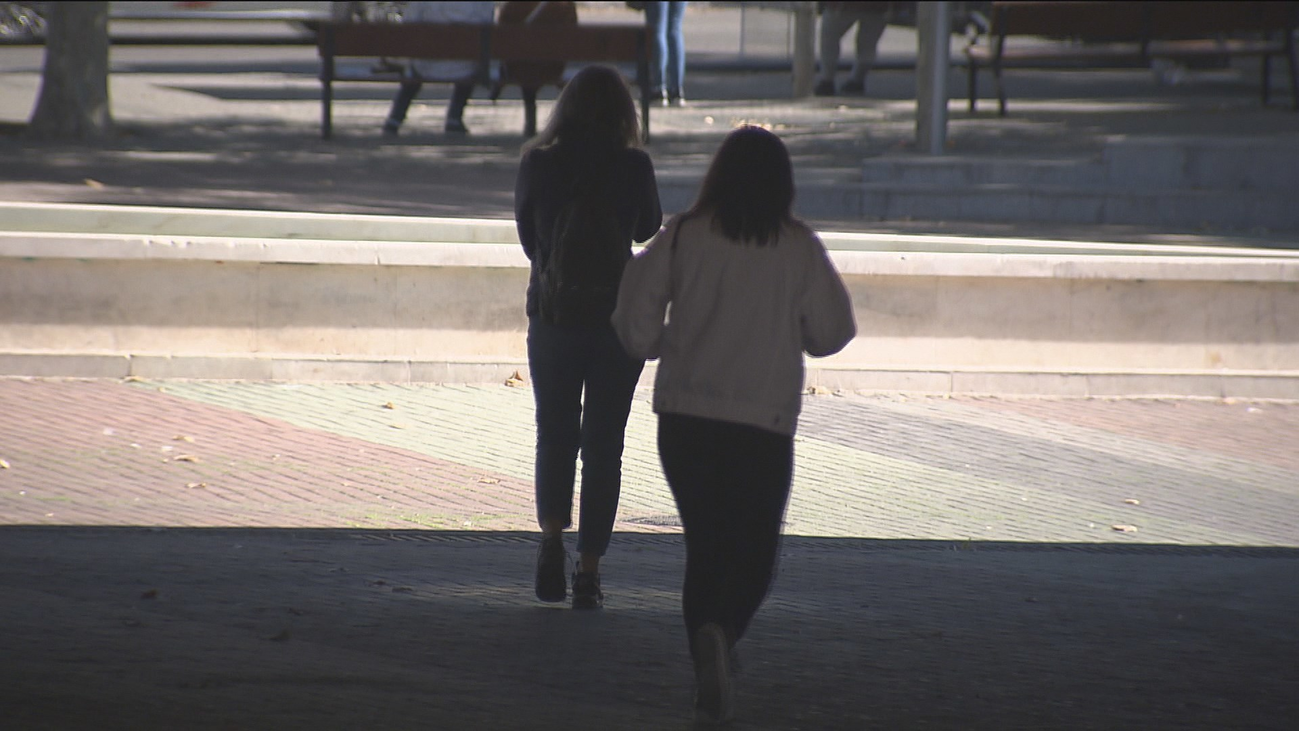 Detenido un hombre en Moratalaz por grabar a mujeres mientras se duchaban