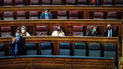 Salvador Illa alaba a los madrileños durante el debate de la prórroga del estado de alarma