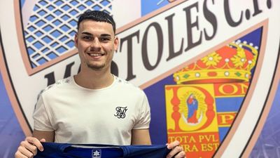 David Flores, del Móstoles CF: "Ante el Marchamalo se nos presenta una oportunidad"