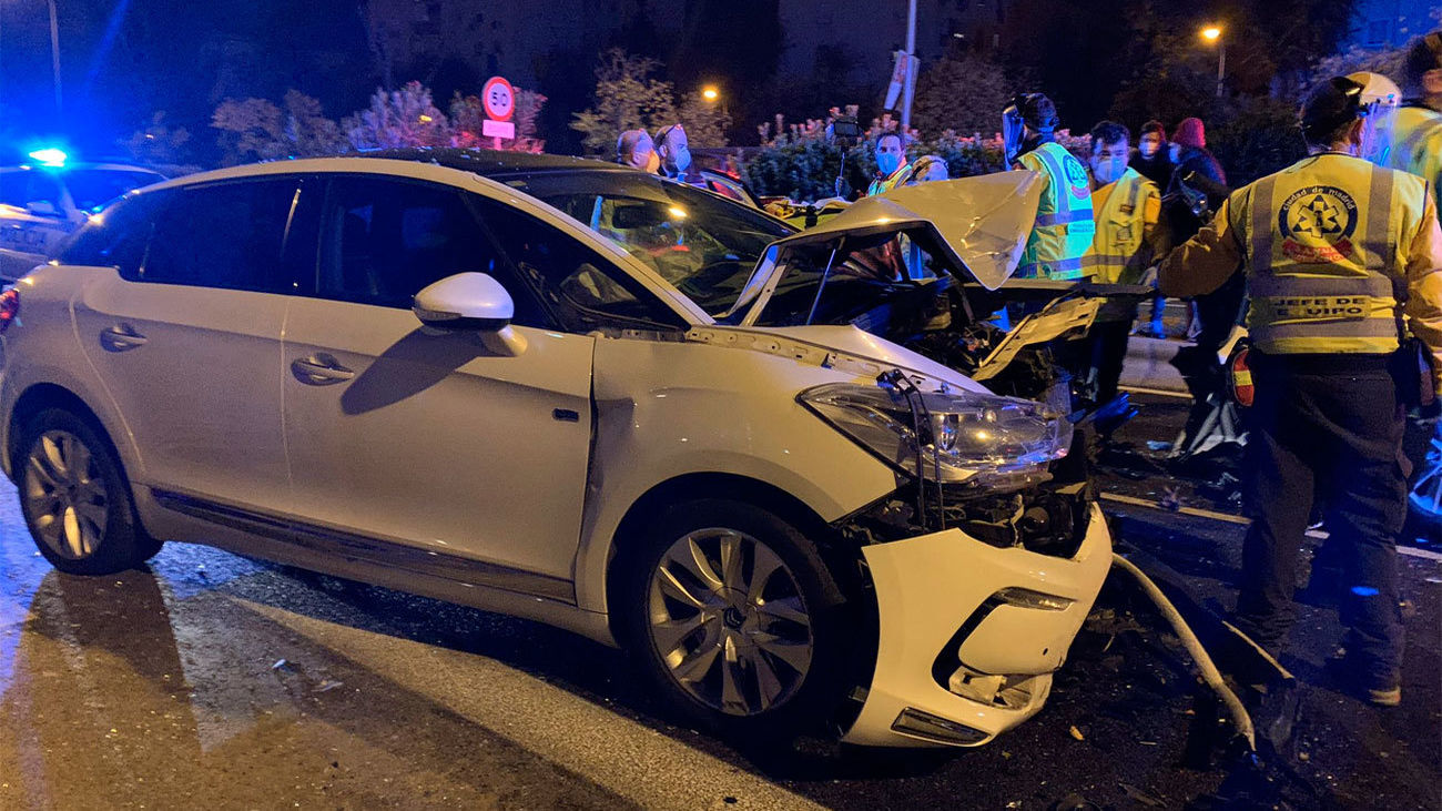 Cuatro heridos en un accidente múltiple en la avenida de Andalucía en Madrid