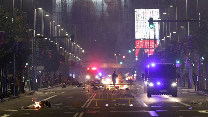 Imágenes de los altercados en la Gran Vía madrileña / EFE