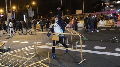 33 detenidos y 3 policías heridos por los disturbios en el centro de Madrid