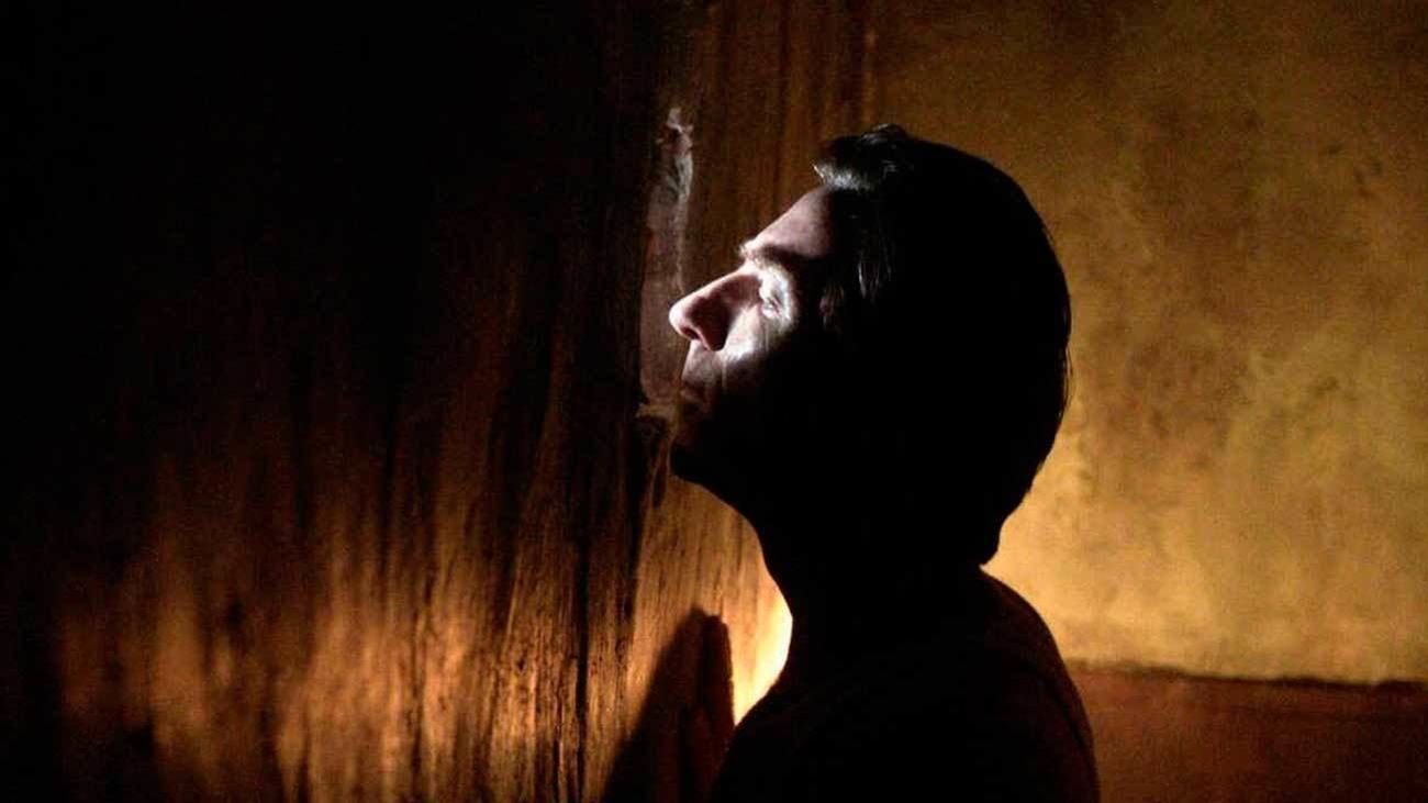 Fotograma de 'La trinchera infinita'