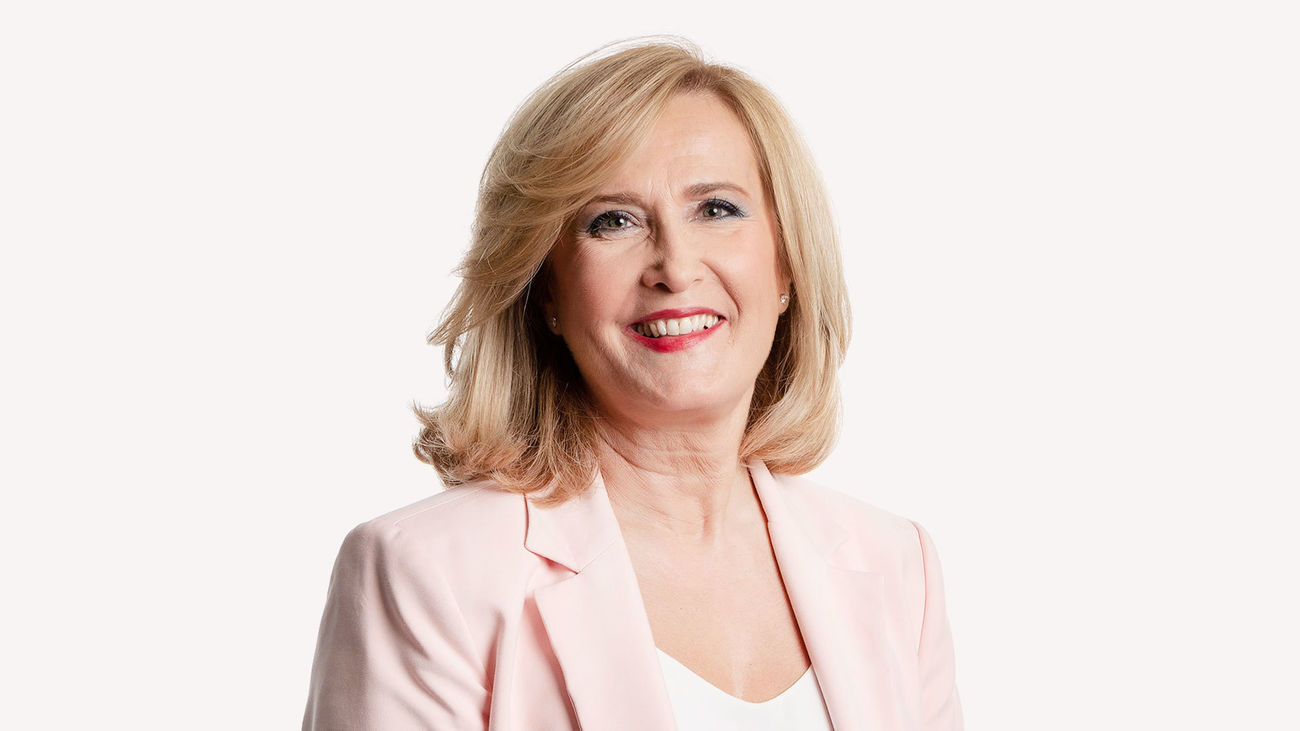 Nieves Herrero, abuela de un "precioso y enorme bebote"