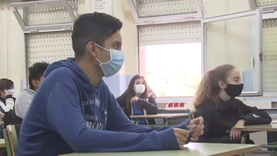 El coronavirus afecta ahora más a los jóvenes de entre 15 y 24 años