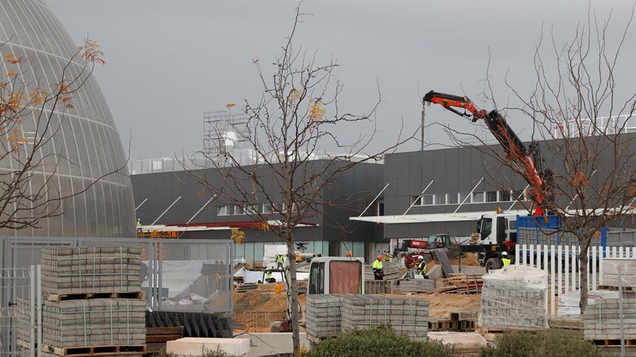 Críticas de la oposición por el coste del Hospital Isabel Zendal de Valdebebas