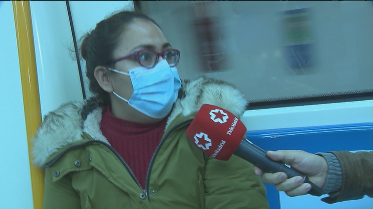 El toque de queda deja calles y vagones de metro vacíos