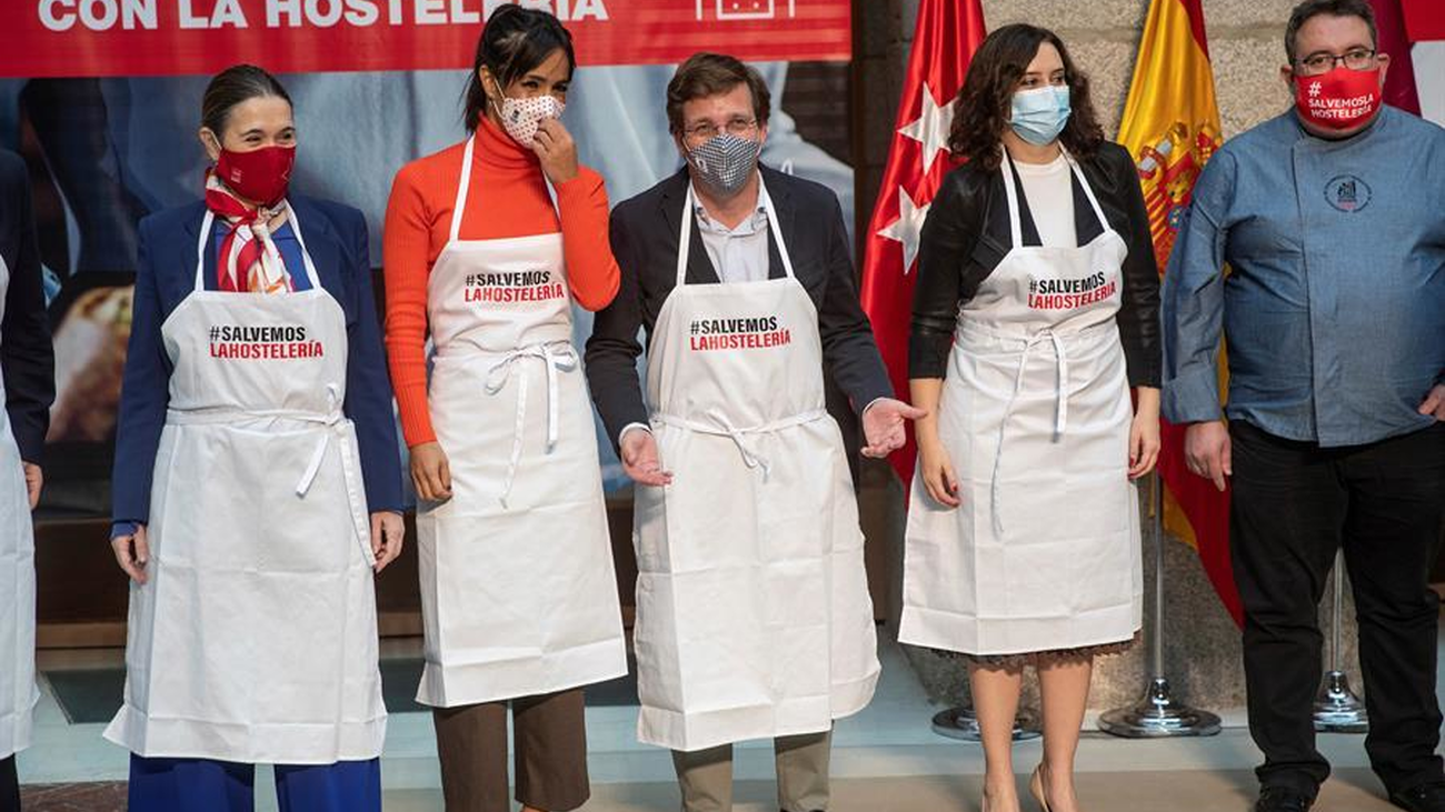 Ayuso y Almeida respaldan a los hosteleros frente a un cierre "fácil" y abogan por sacar Madrid a la calle